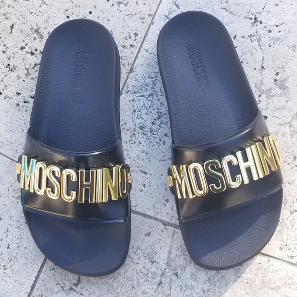 💯% GENUINE MOSCHINO LOGO POOL SLIDES - Picture 4 of 8